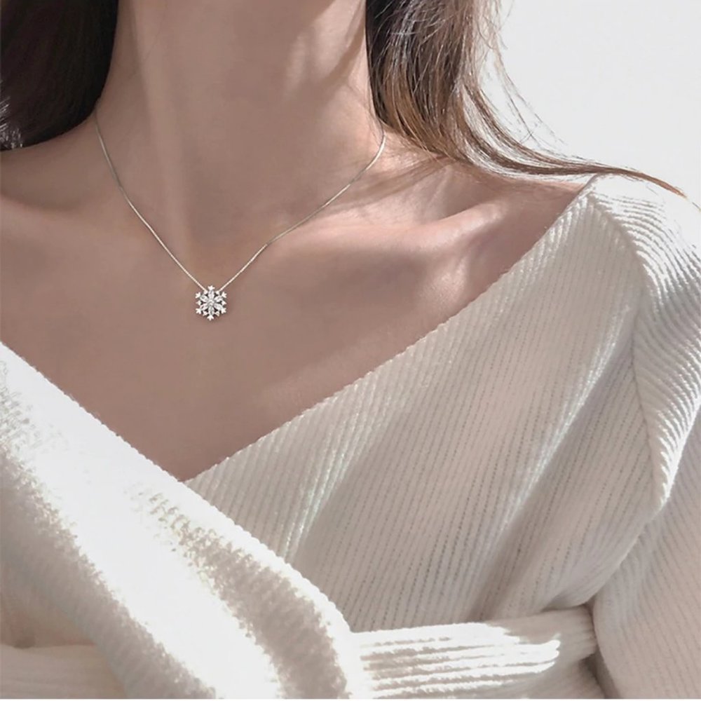 NEW 925 Silver Diamond Snowflake Necklace A4 - Picture 10 of 12